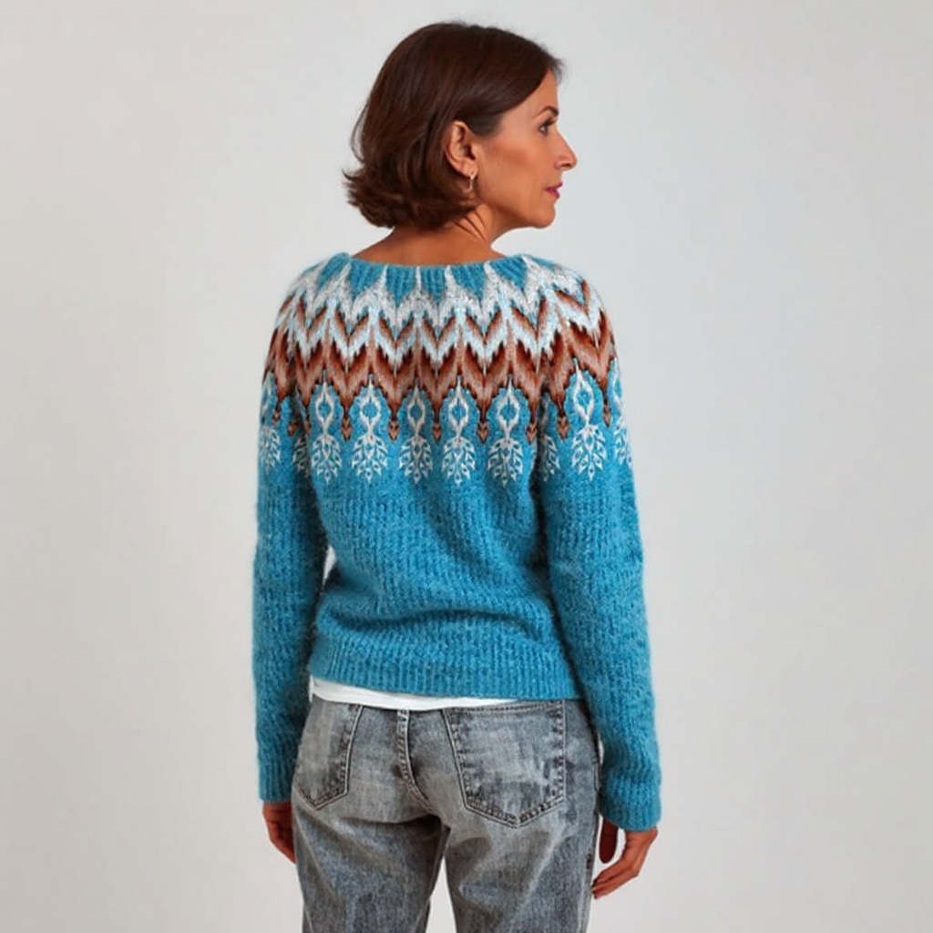 Grit Pullover mit Norwegerpasse in Petrol – leuchtendes Petrol mit einer Passe in Rostrot, Creme und Grau – Stefan Berlin