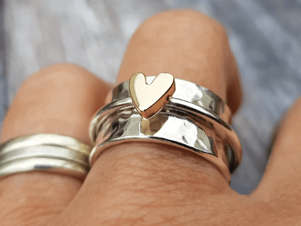 Ring mit Herzmotiv – Stefan Berlin