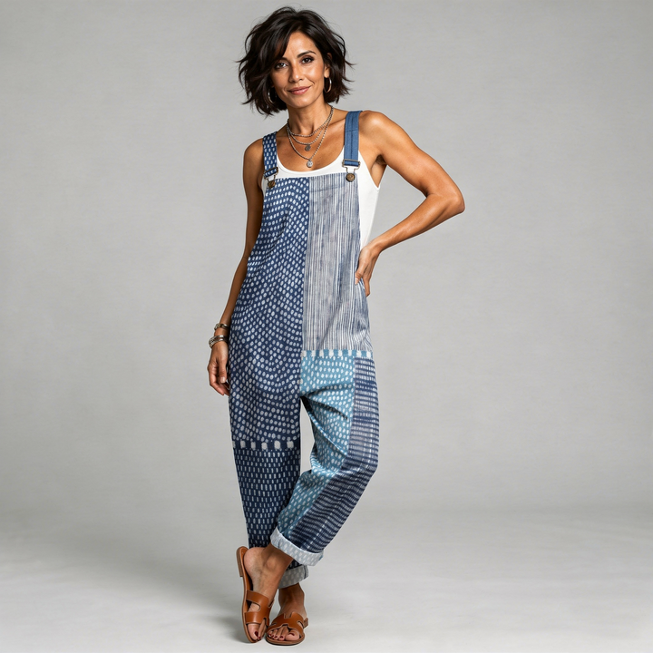 Blaue Damen-Latzhose im Boho-Patchwork-Muster mit Punkten und Streifen