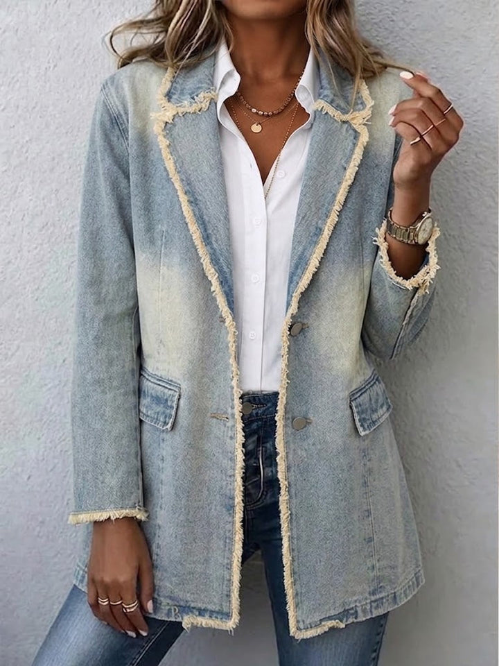 Rita Oversized Blazer in heller Waschung mit ausgefransten Kanten – Stefan Berlin